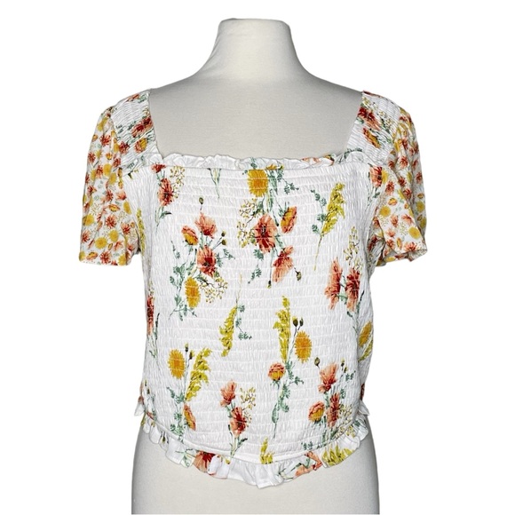 Torrid 1 SMOCKED FLUTTER SHORT SLEEVE CROP TOP in Warm Sunset Floral - Picture 1 of 7